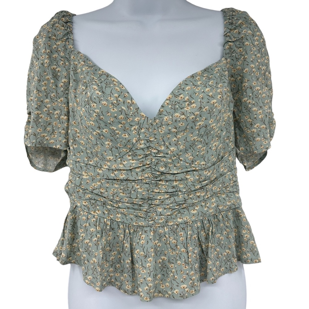 ASTR The Label Cropped Peplum Top Dusty Blue Ditsy Floral Puff Sleeve Large NWOT
